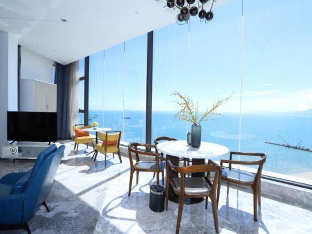 סניה Rock Platinum Sea View Hotel מראה חיצוני תמונה