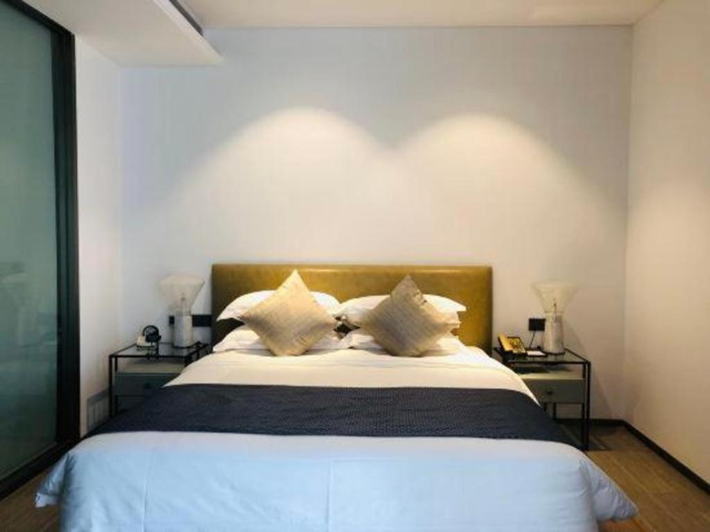 סניה Rock Platinum Sea View Hotel מראה חיצוני תמונה
