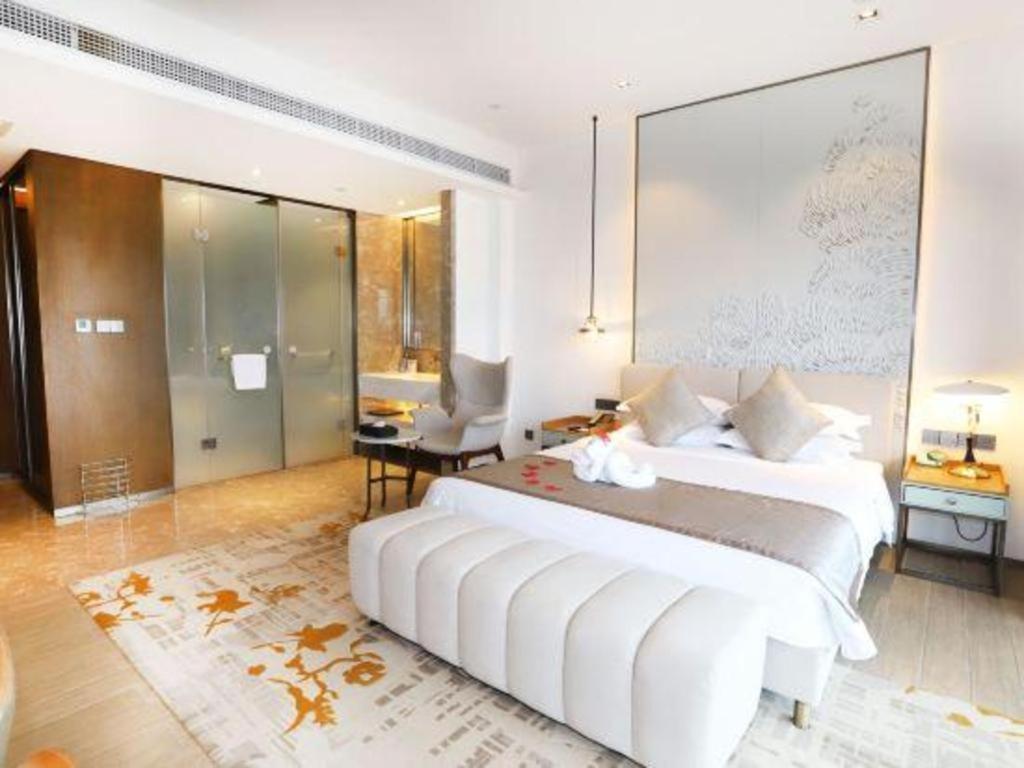סניה Rock Platinum Sea View Hotel מראה חיצוני תמונה