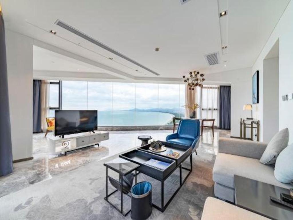 סניה Rock Platinum Sea View Hotel מראה חיצוני תמונה