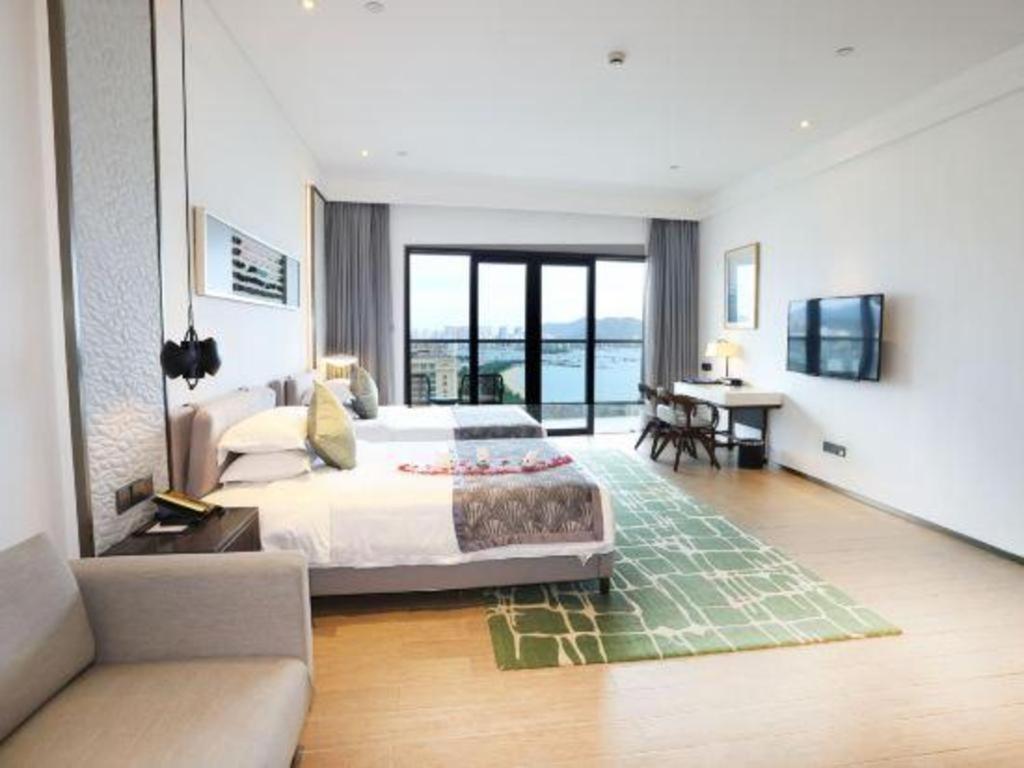סניה Rock Platinum Sea View Hotel מראה חיצוני תמונה