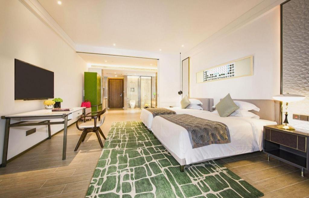 סניה Rock Platinum Sea View Hotel מראה חיצוני תמונה