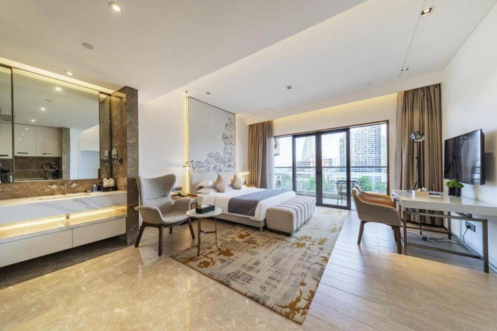סניה Rock Platinum Sea View Hotel מראה חיצוני תמונה