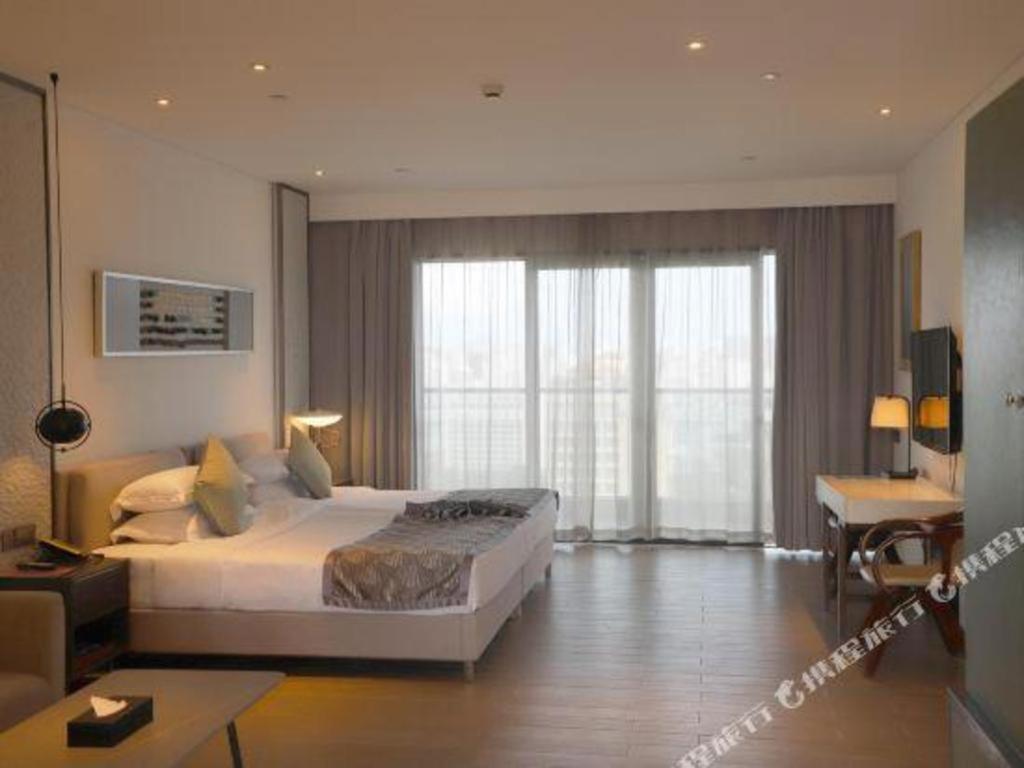 סניה Rock Platinum Sea View Hotel מראה חיצוני תמונה
