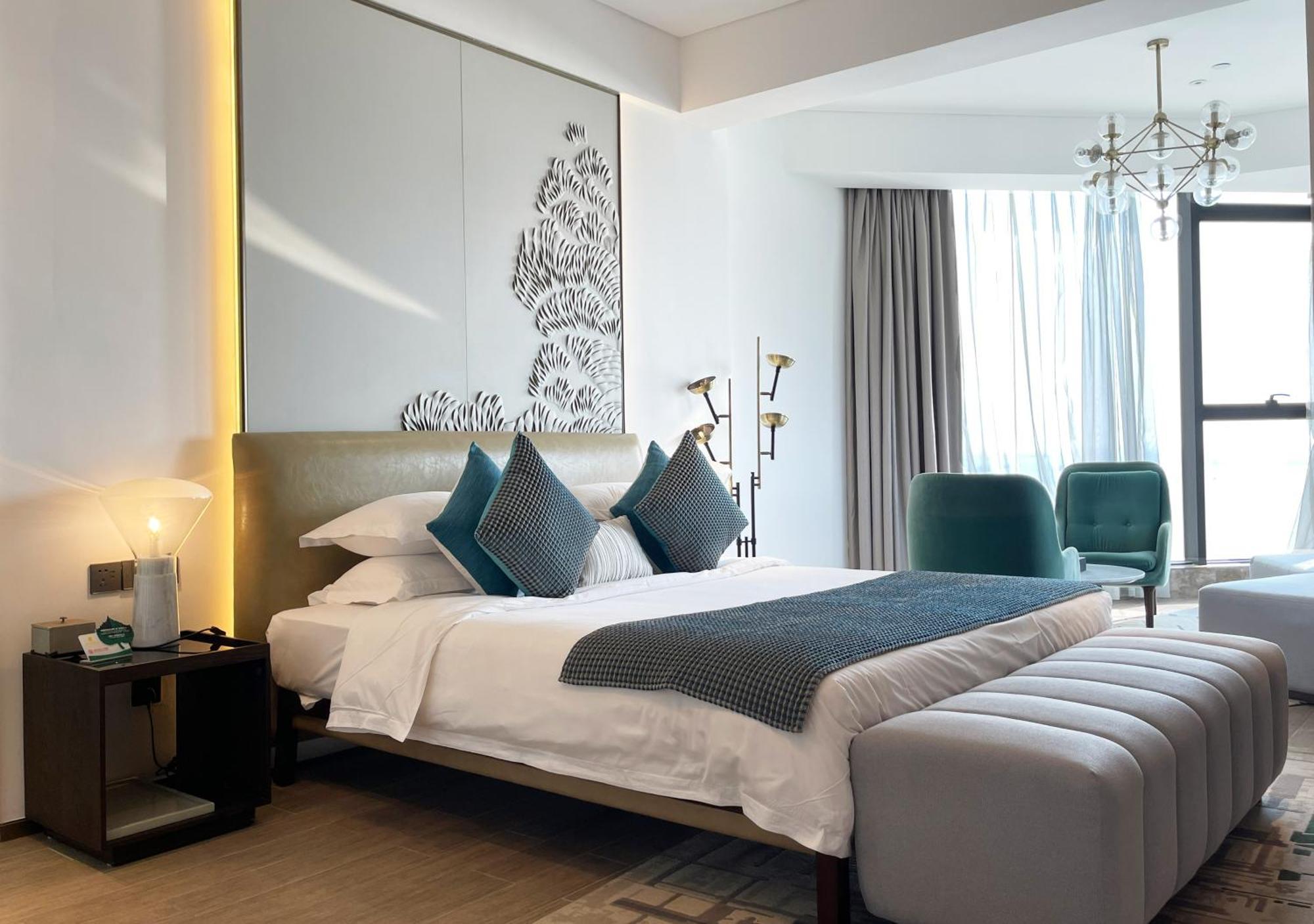 סניה Rock Platinum Sea View Hotel מראה חיצוני תמונה
