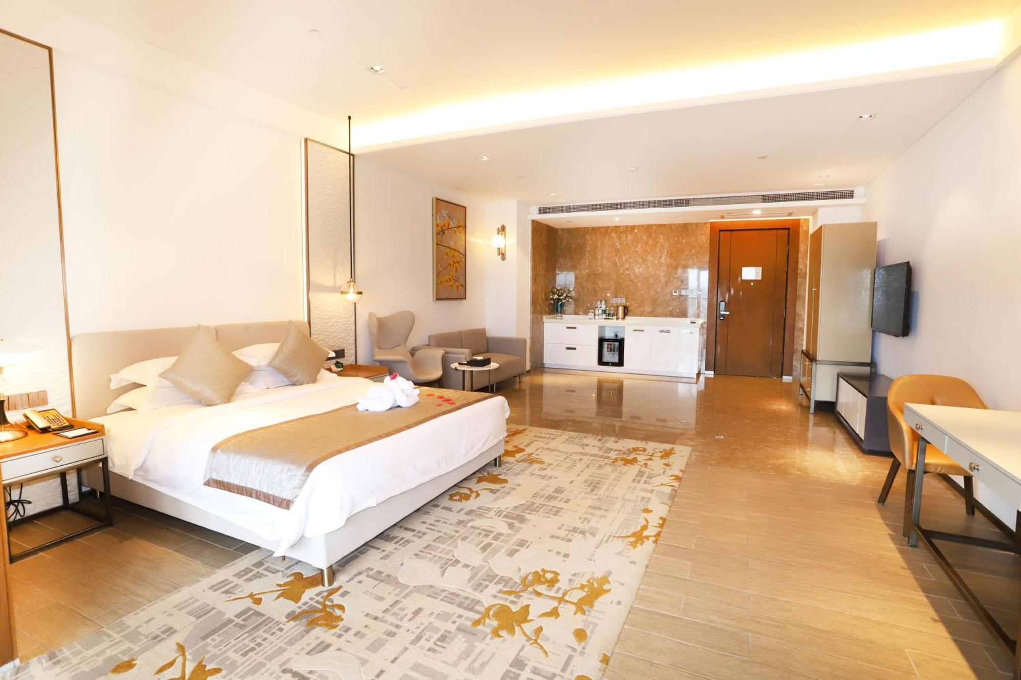 סניה Rock Platinum Sea View Hotel מראה חיצוני תמונה