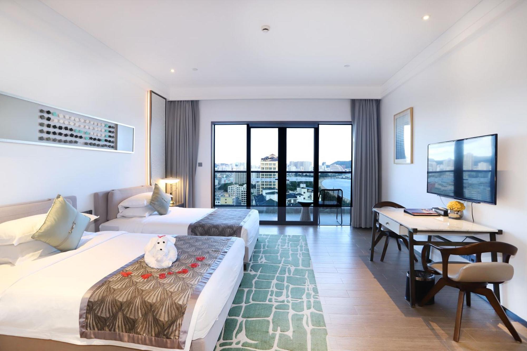 סניה Rock Platinum Sea View Hotel מראה חיצוני תמונה